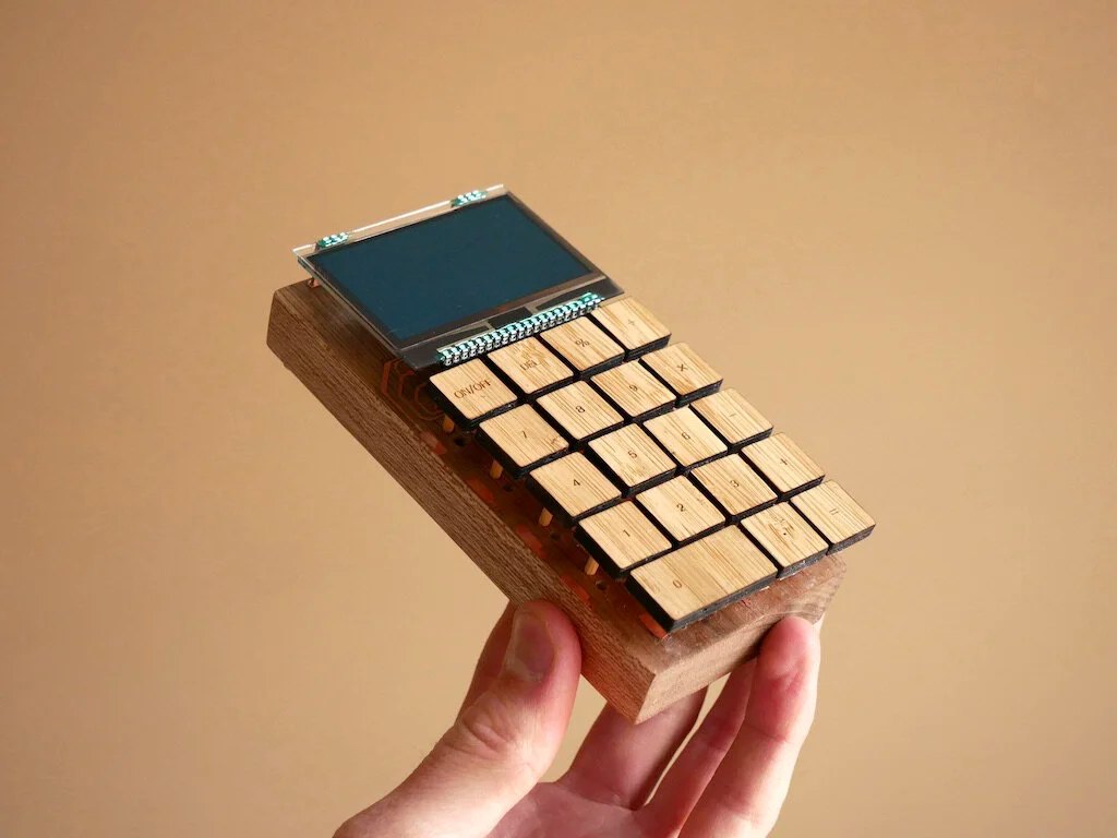 Eco Calculator: Exploration in Sustainability in Consumer Electronics by Ezra Vanderjagt