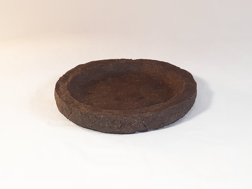 Using negative space to create a fruit bowl to maximise material usage