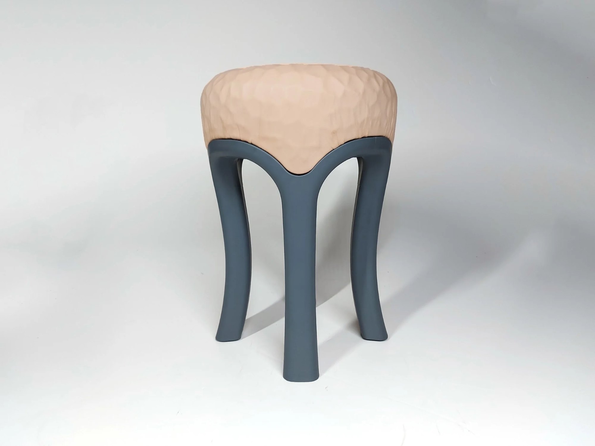 Front view of Fixture Stool