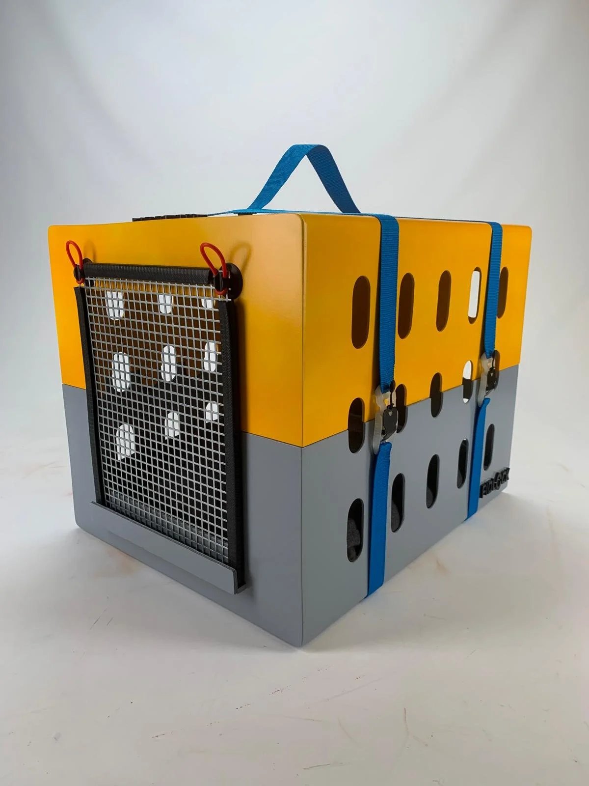 FidLock Travel Pet Carrier by Cara Manasan