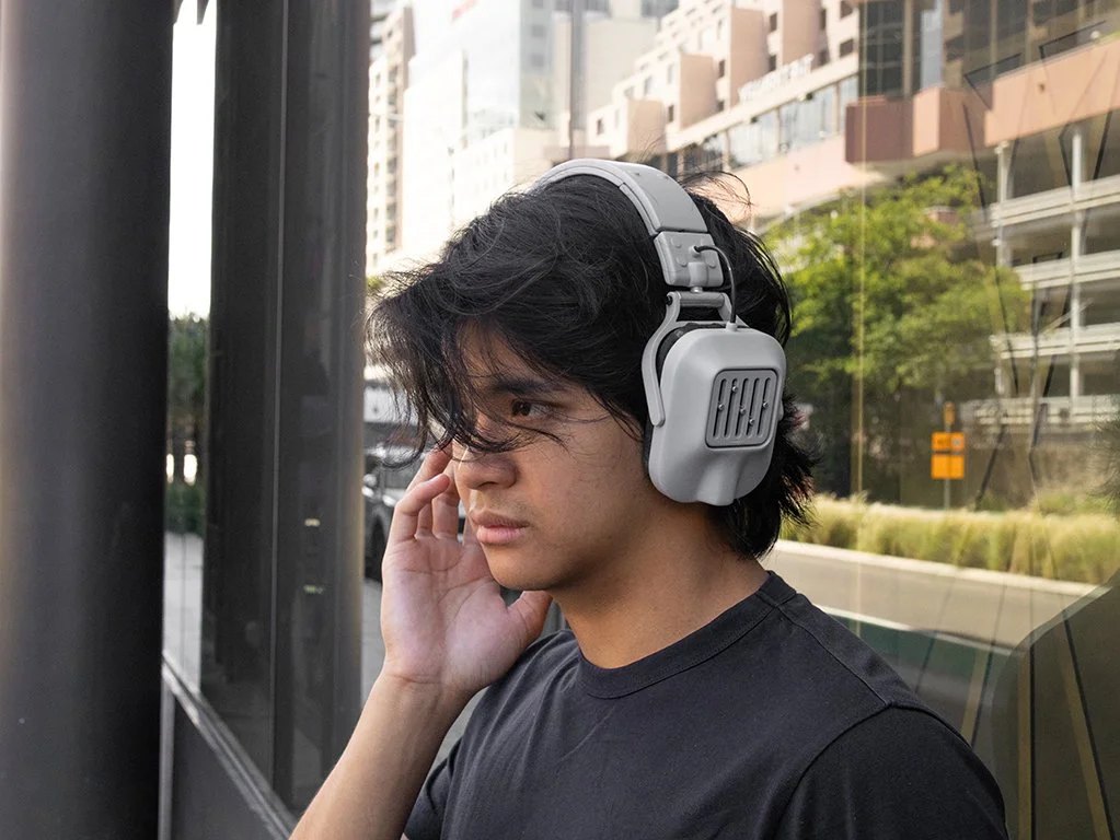 In use, the controls are immediately accessible from the outer edges of the earcups.