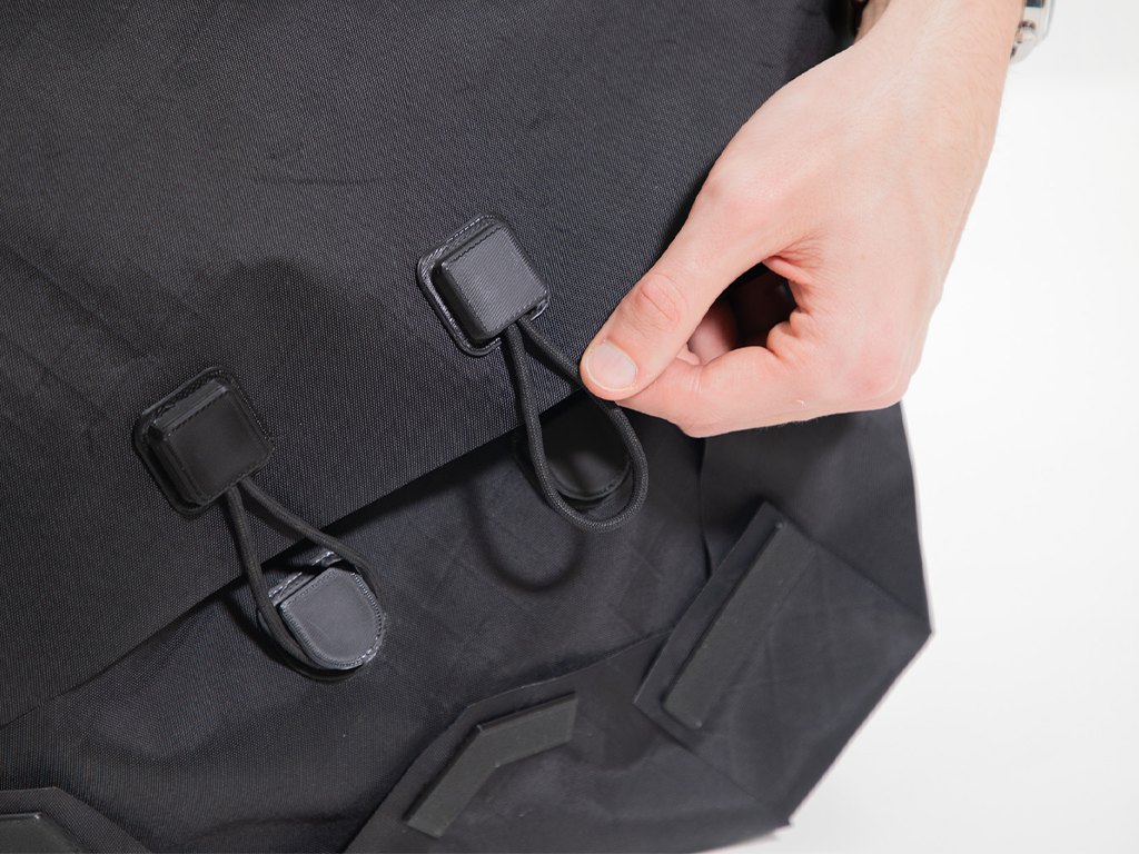 Close up - 3D print + foreign material closure.